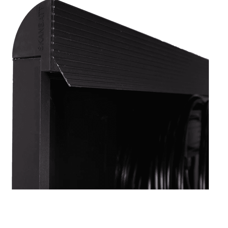 SKANBATT AERO 220W panel med 7M kabel og spoilere for enkel montering