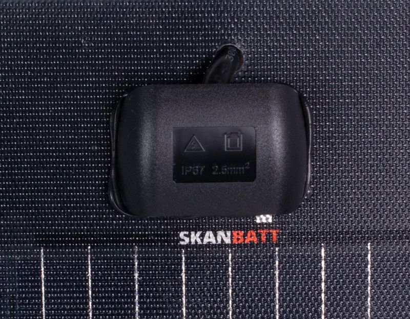 SKANBATT Fleksibelt Solcellepanel 200W - ETFE - 1435x710x3mm